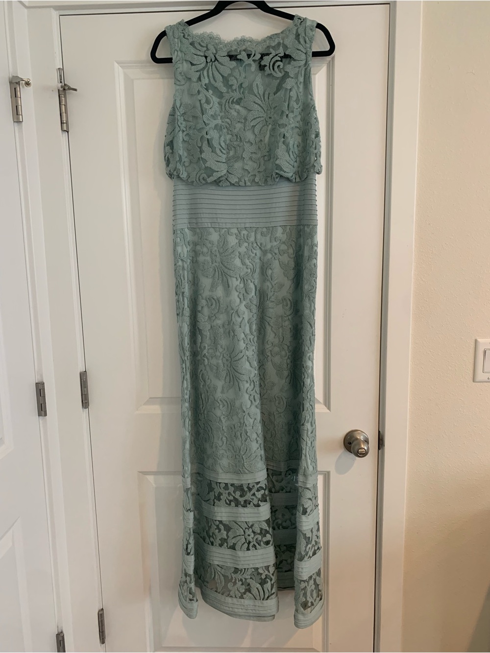 Tadashi Shoji Lace Maxi Dress in Pale Mint